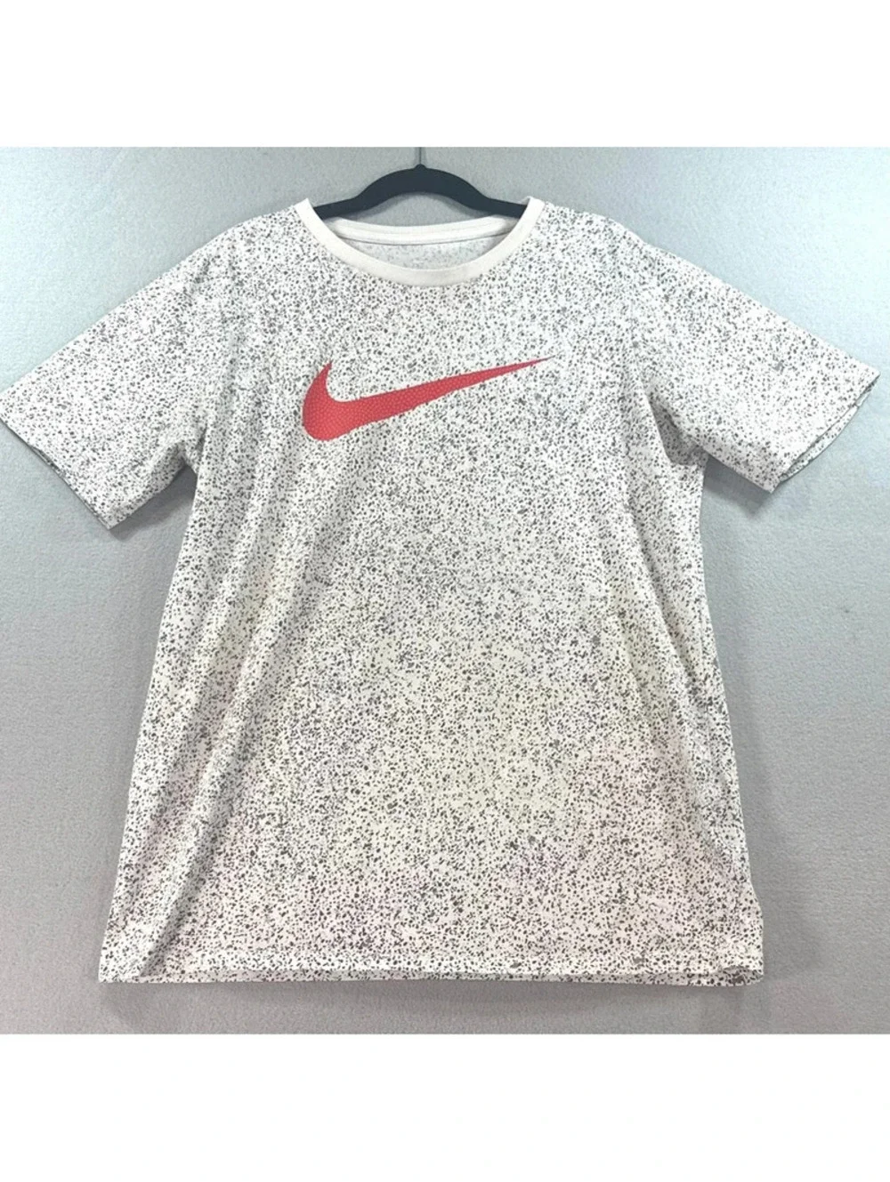 Nike Dri-FIT Kids Graphic T-Shirt White Gray Red Swoosh XL E0081